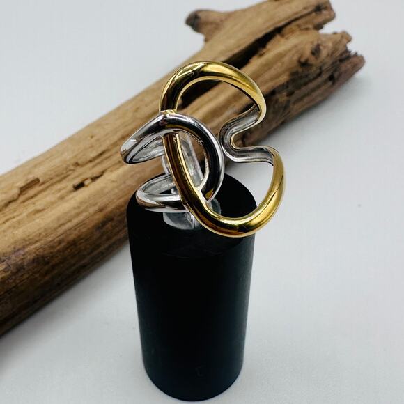 18K Gold Non-Tarnish Abstract Two Tone Ring - Picture 1 of 6